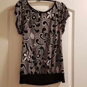 Black and white Carole Little shirt